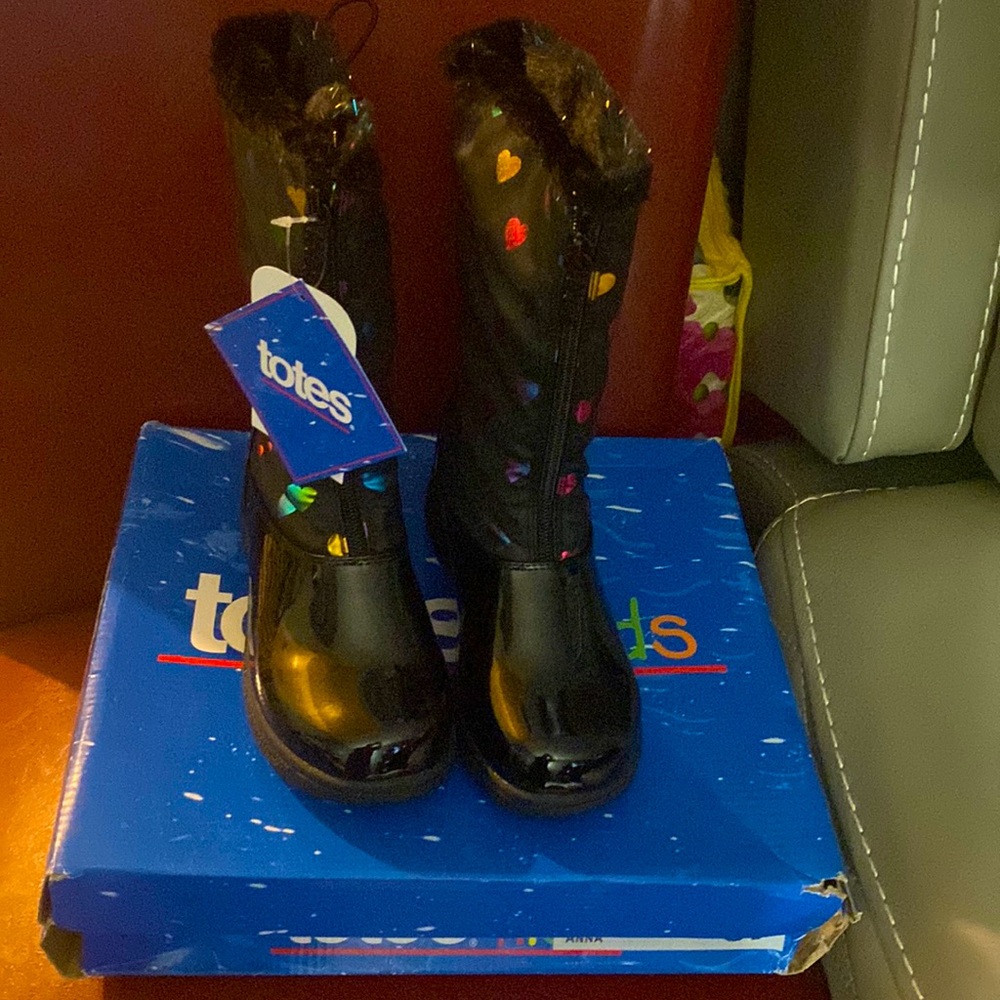 kids Totes all weather boots